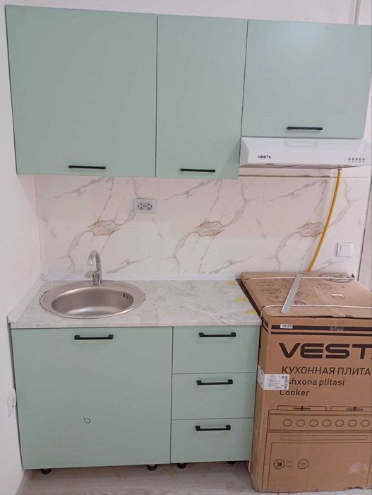 Сотилади. Янги дархон 2 (Сергели) 26 дом 8 квартира. 2 хонали.