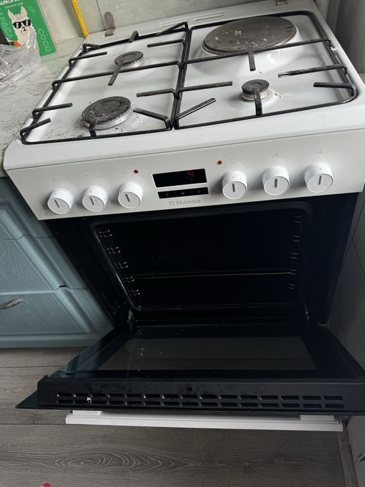Продается плита! В отличном состоянии Hanza
