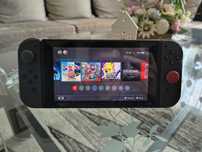 Consola Nintendo Switch + accesorii