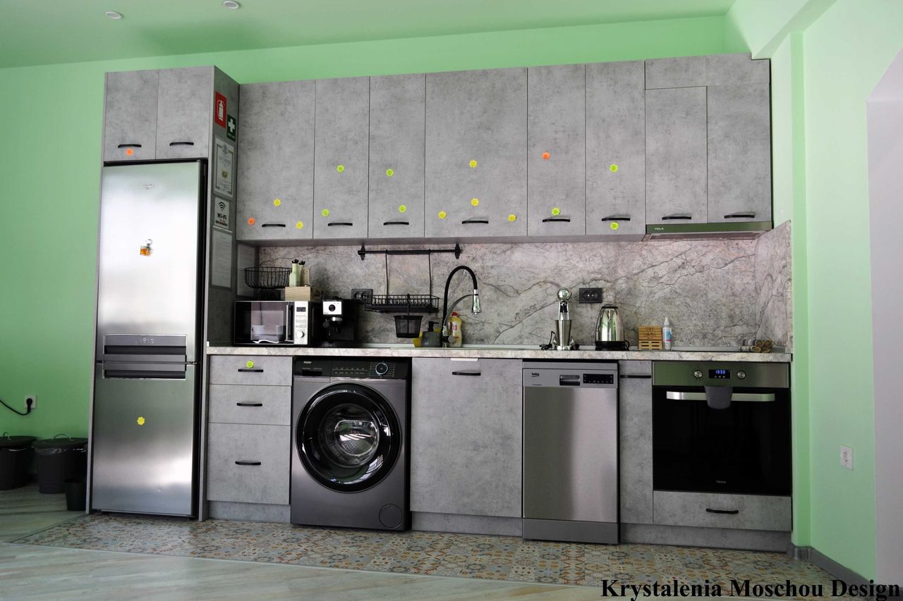 Дава се под наем Тристаен апартамент в Кюстендил, Център - 80 кв.м за 510 € - Снимка #3