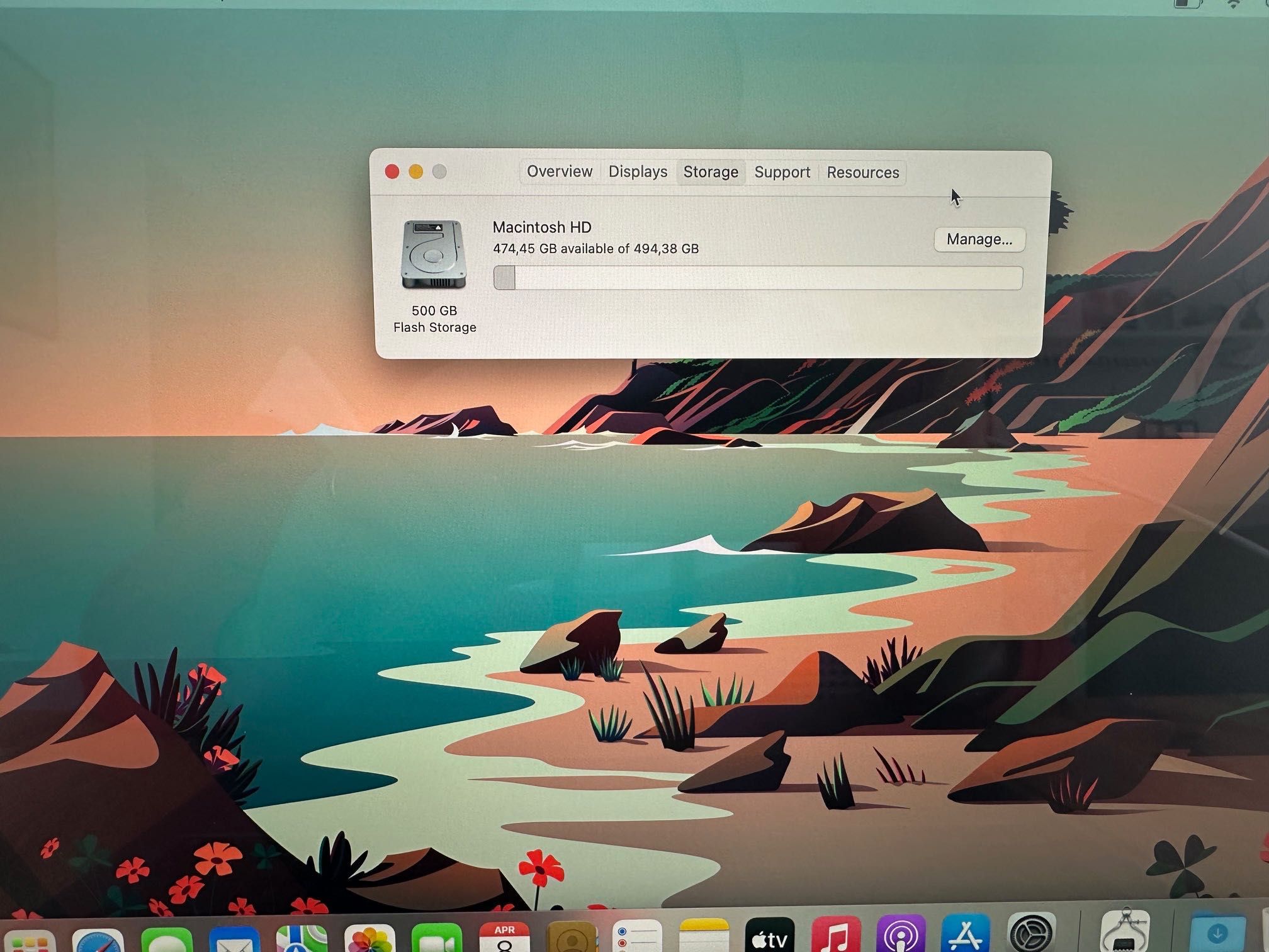 MacBook Air 13" M1 Chip 8-Core CPU, 8-Core GPU, 16GB RAM, 512SSD
