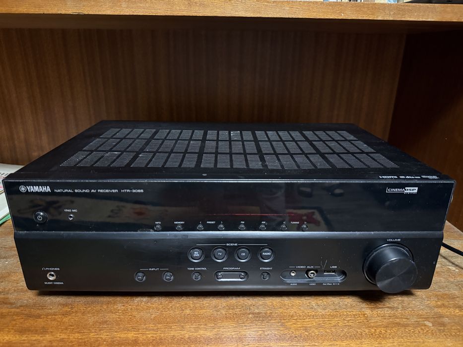 Ресивър Yamaha htr-3065 (за части)