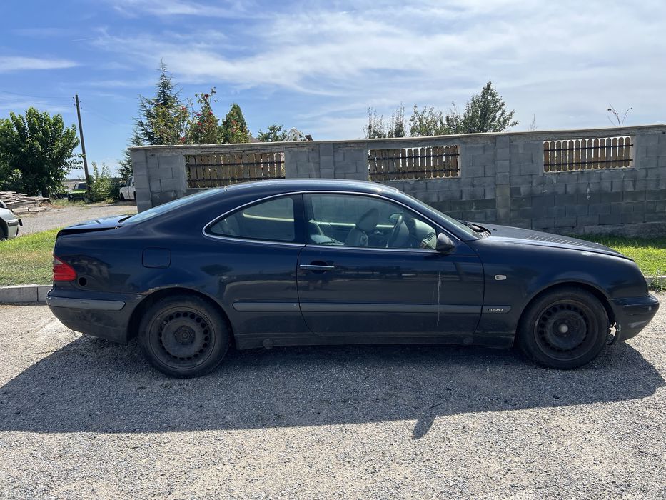 Mercedes CLK (W208 2.0i) на части