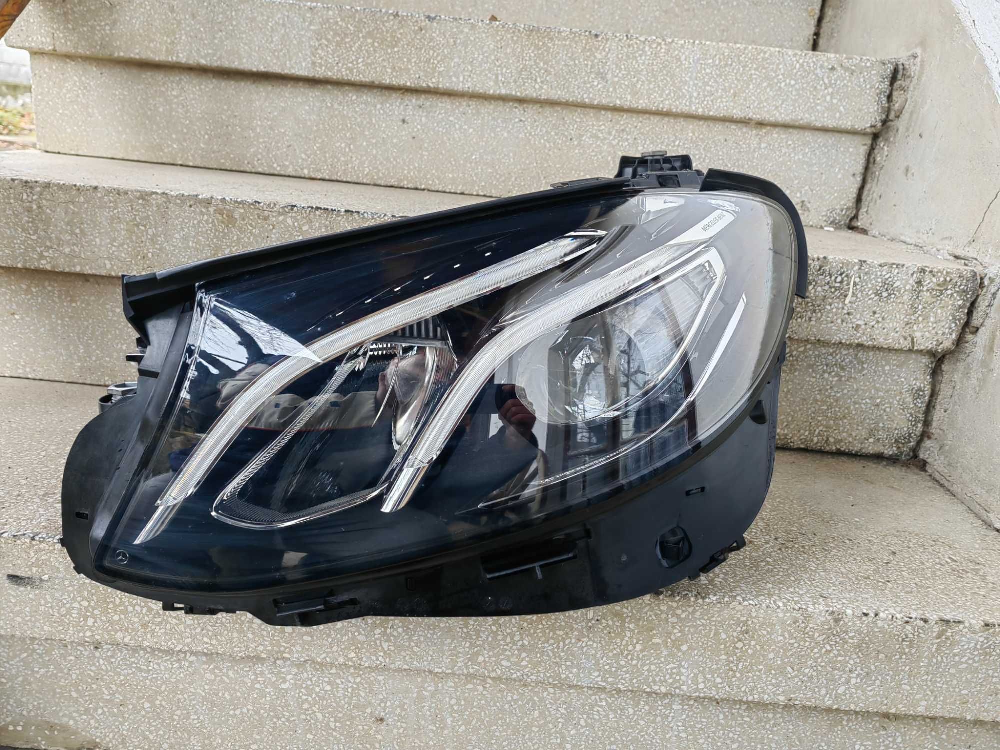 Фар Mercedes W213 E-classa LED ляв/Фар Мерцедес W213 Оригинален