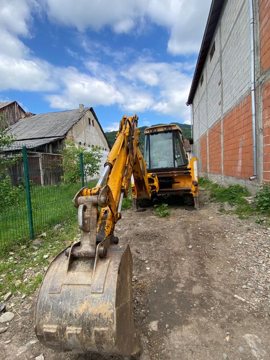 Buldoexcavator JCB 3CX