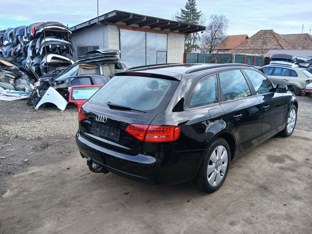 Dezmembrez Piese Audi A4 B8 din 2009