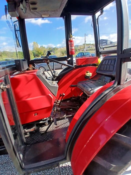 Vând tractor UTB. /Universal an 2003,