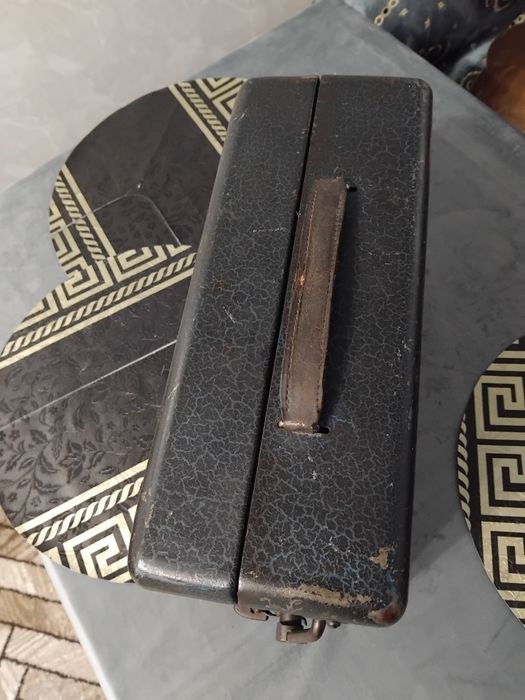 Superb patefon, gramofon COLUMBIA, fabricat în ANGLIA în anul 1924.