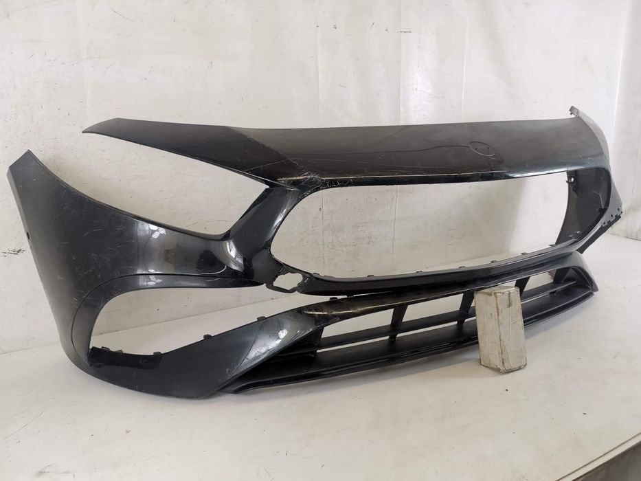 Предна броня с долна решетка Мерцедес Бенц / Mercedes Benz W177 AMG Фе