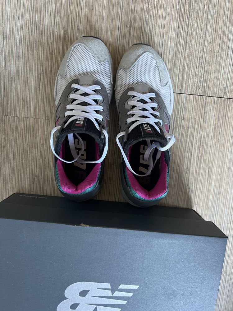 New Balance маратонки