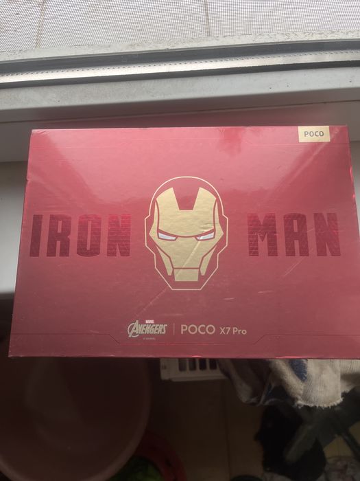 Vand tlefon Poco X7 Pro..model IRON MAN