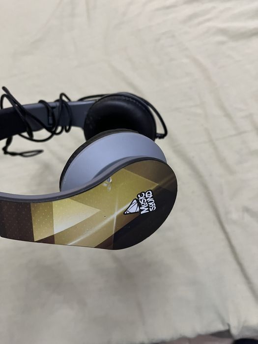 Слушалки music sound