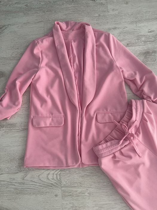 Дамски комплект