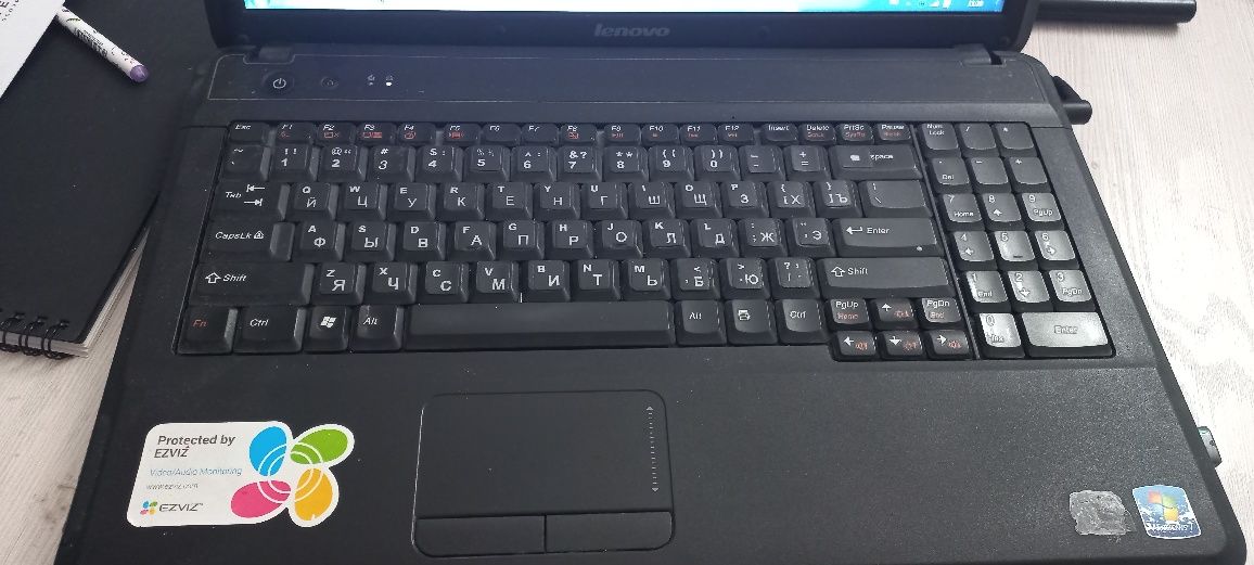 Ноутбук Lenovo в хорошем состоянии