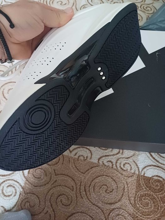 Маратонки adidas iiinfinity 44 номер