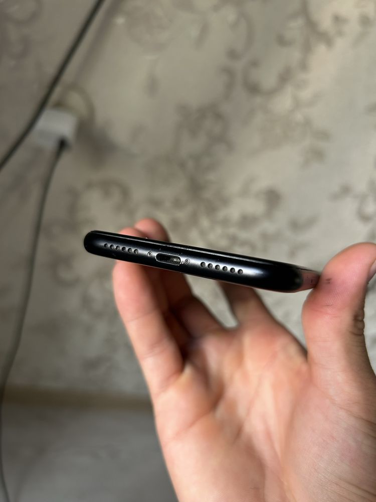Iphone xr 79% batareka