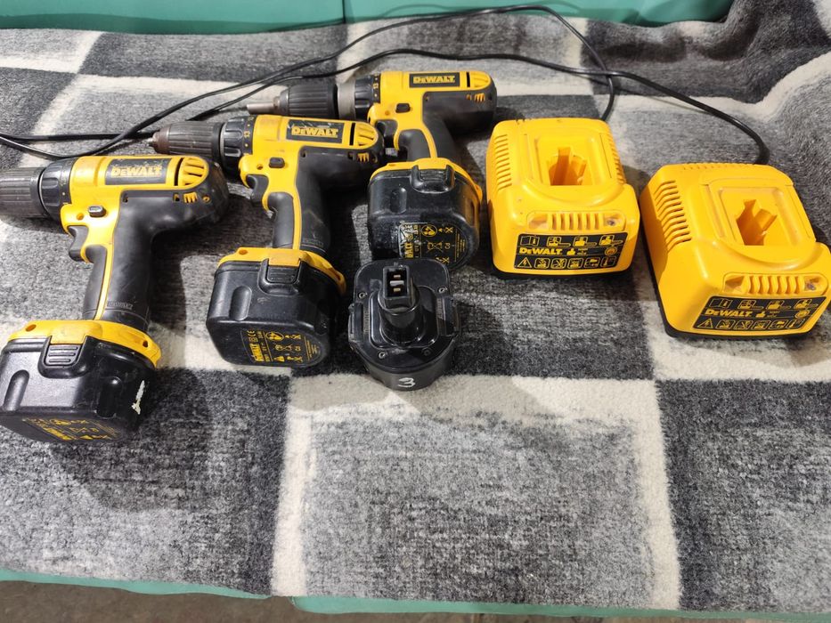 DeWalt insurubator