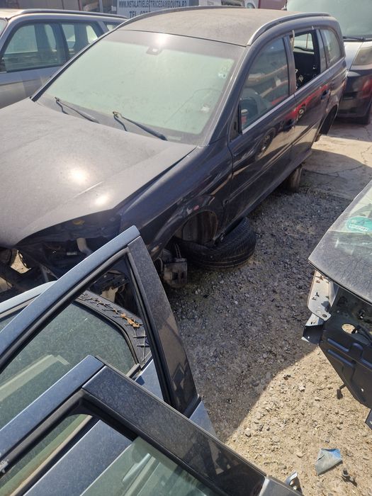 Dezmembram Opel Vectra C break an 2007 1900cc