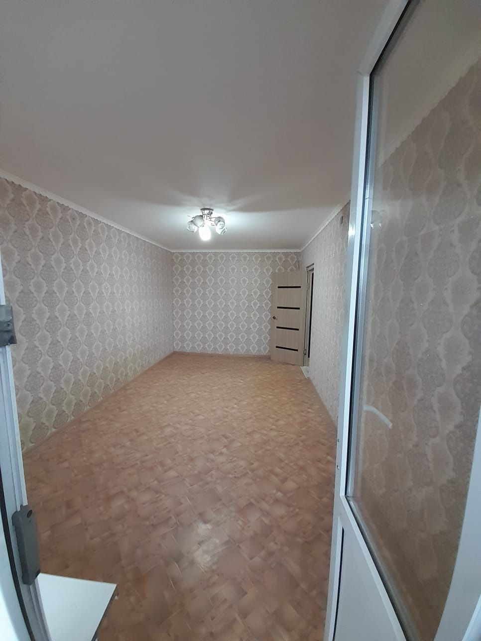 Продается 2 ком квартира г Кандыагаш микр Дружба дом 21