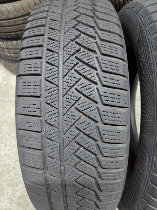 Set 2 anvelope SH iarna Continental 215/60/18 dot 200