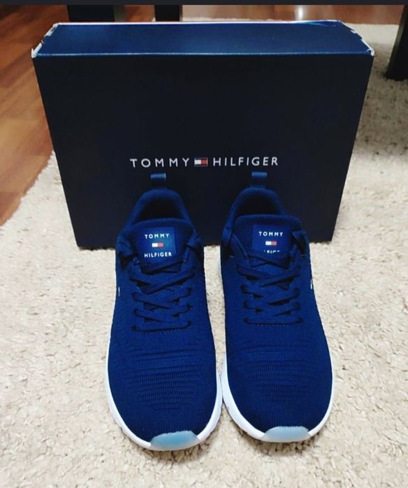 Tommy Hilfiger nr 40 noi