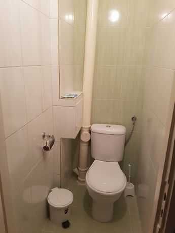 Дава се под наем Тристаен апартамент в Бургас, Център - 100 кв.м за 114.75 € - Снимка #7