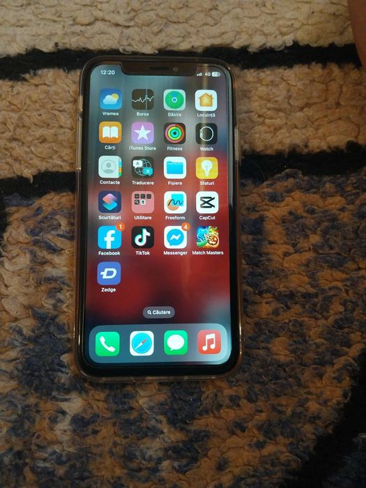 Vând IPhone X ca nou