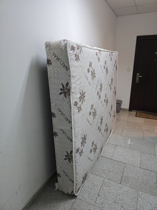 Единичен матрак 160/200