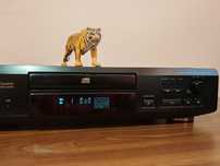 Sony CDP-XE220. Cd player de calitate. Mari date tehnice. Preț fix !