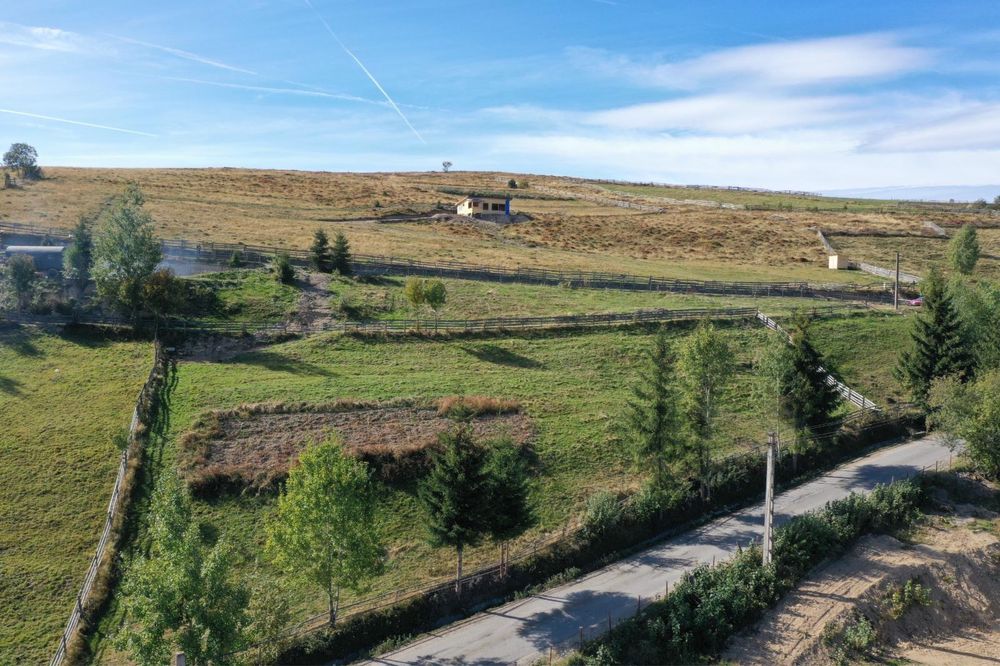 Vând teren intravilan - Sat. Maguri