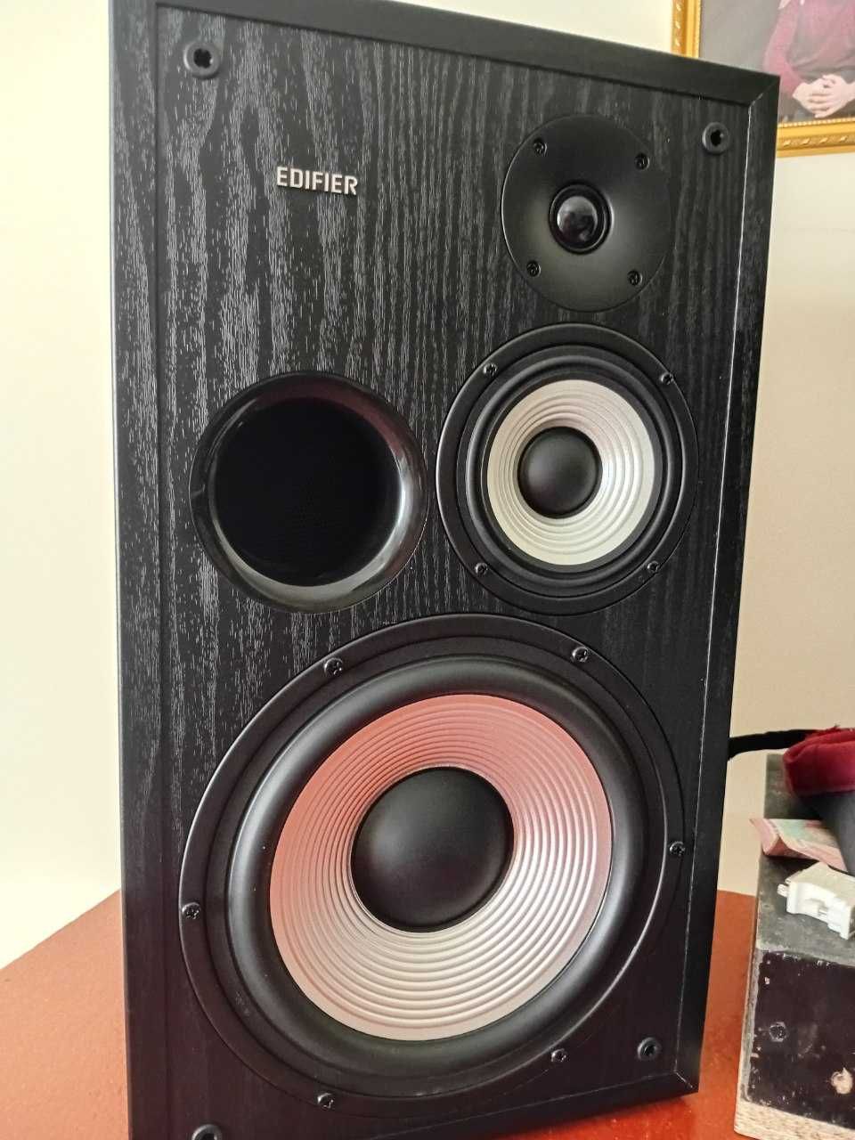 Edifier r2850db Studio