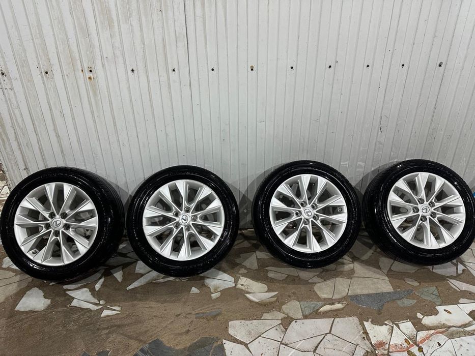 Диска сатылады 215/55/R17 диска покрышкасымен  сатылады