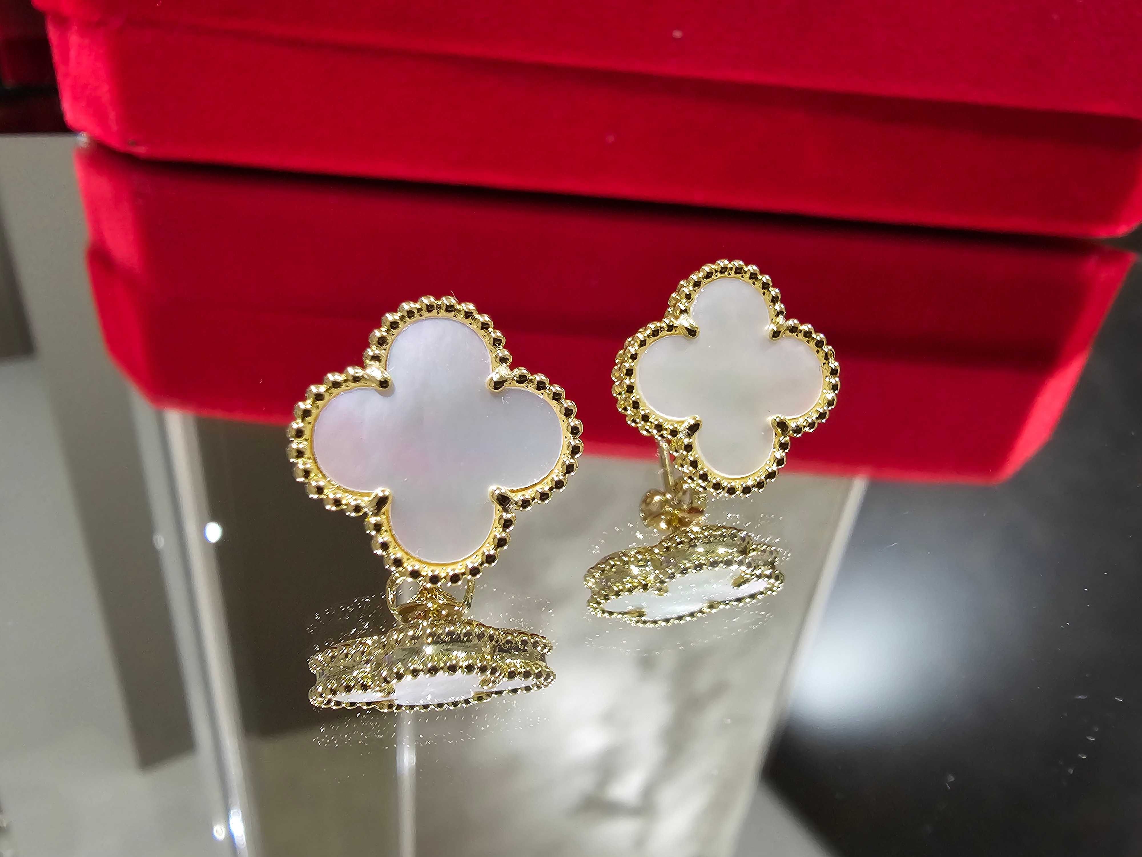 Van Cleef & Arpels VCA Gold Mother Pearl Alhambra Clover Дамски Обеци