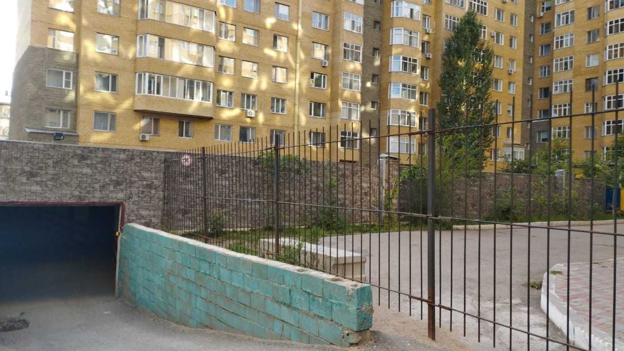 • Продам 3-комнатную 76м² возле ТД Жан-Нур!