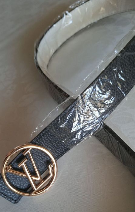 LOUIS VUITTON-Дамски колан.