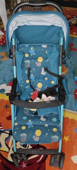 Vând cărucior Chicco Ohlala nr 3