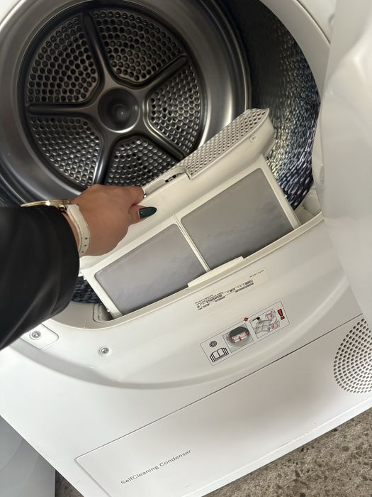 Сушилня Bosch Serie 6 WTW834F0 – 8 кг, термопомпа