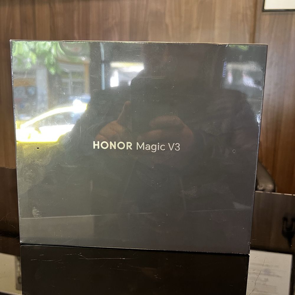 Нов! 2г гаранция! Honor Magic V3 5G Dual Sim 12GB RAM 512GB Black, Bro