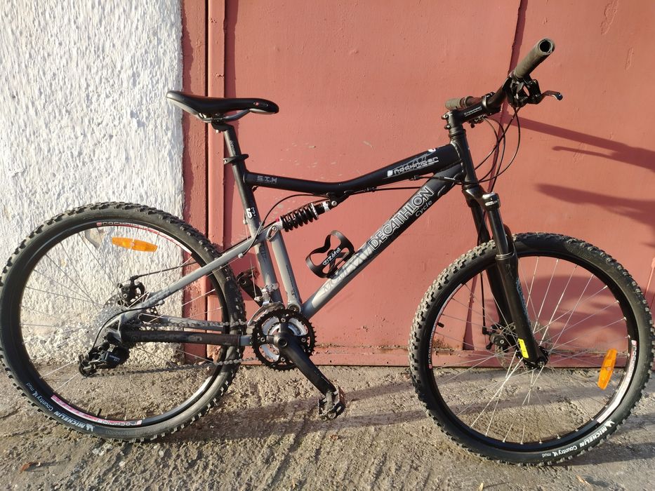 Bicicleta full suspension Rochrider. 6.3
