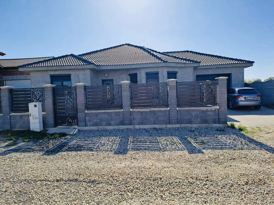 Casa de vanzare pe Odoreului