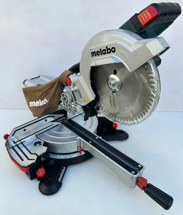 METABO KGS 18 LTX 216 - Акумулаторна пендула 18V