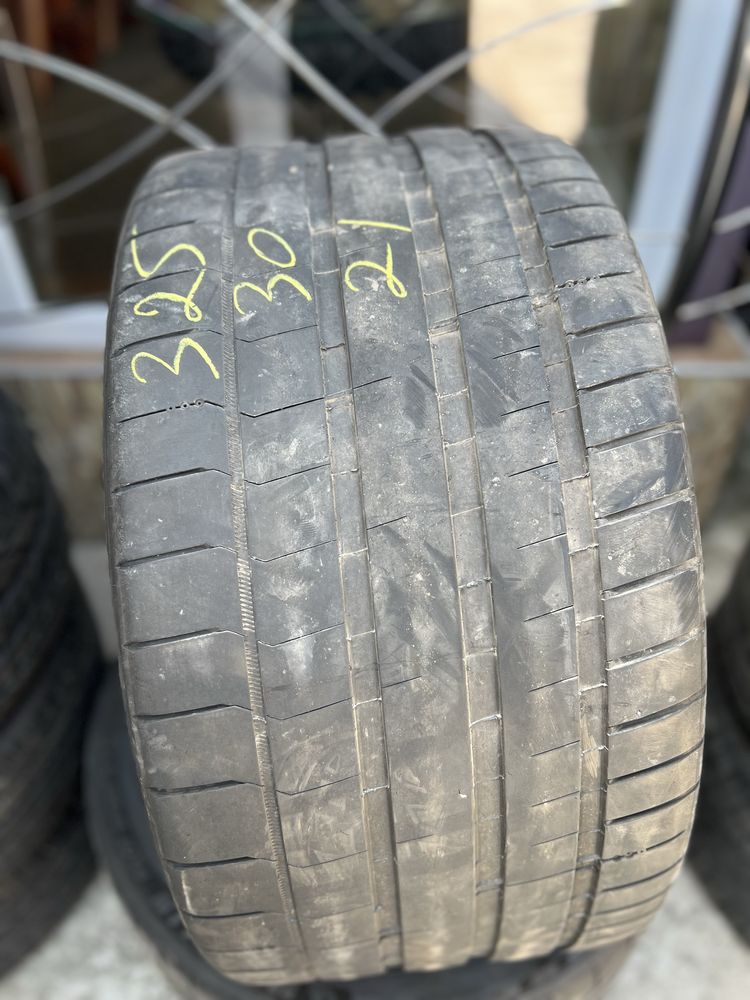 Două anvelope de vară 325/30R21 Michelin!