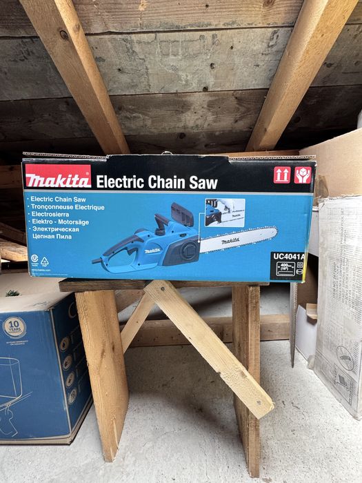 Drujba Fierastrau electric cu lant Makita UC4041A