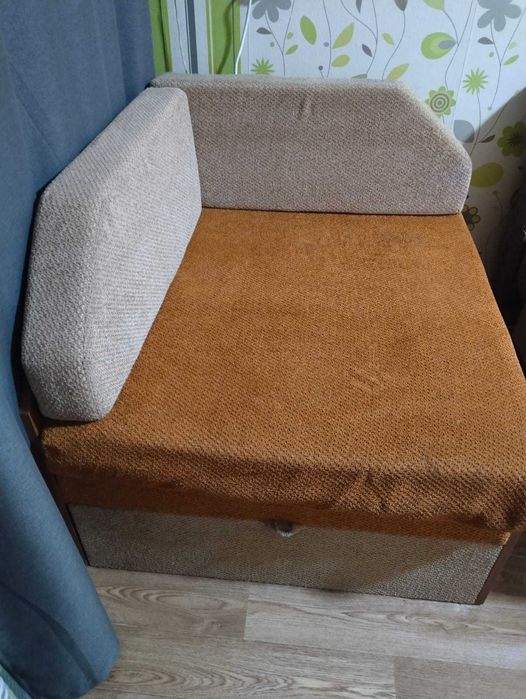 Детский подростковый диван