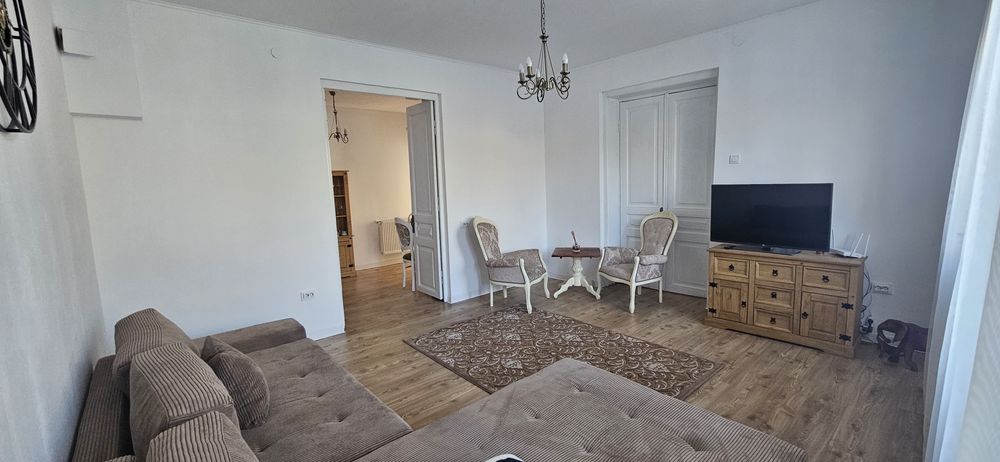 De inchiriat casa la pret de apartament!