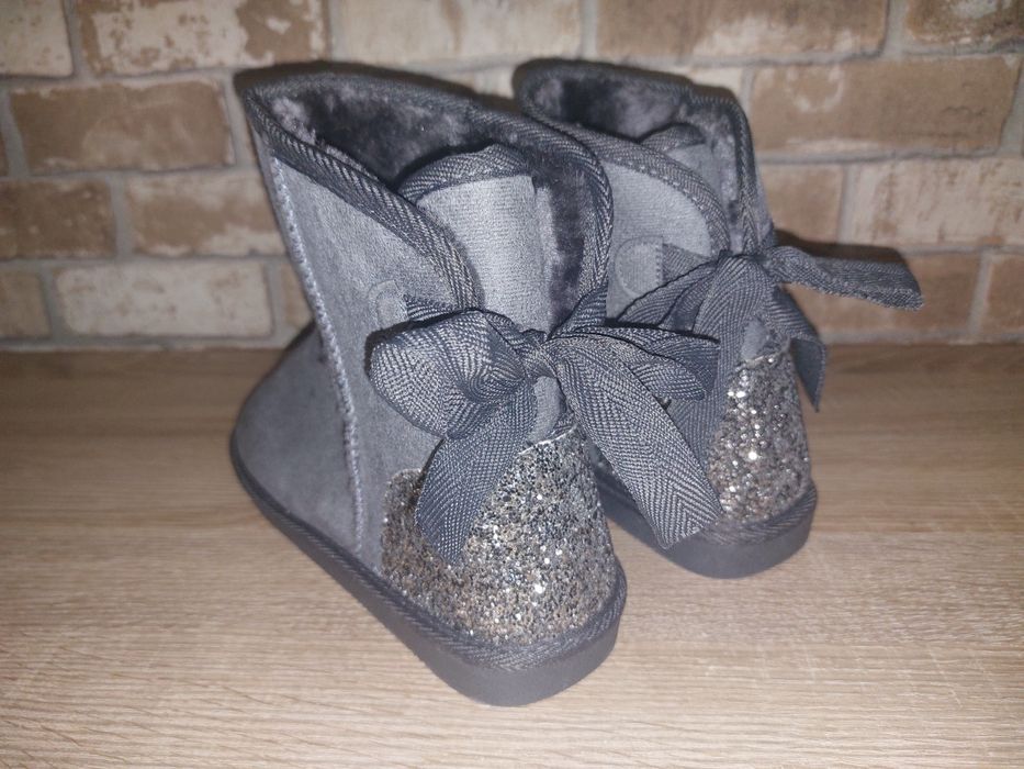 Зимни боти апрески