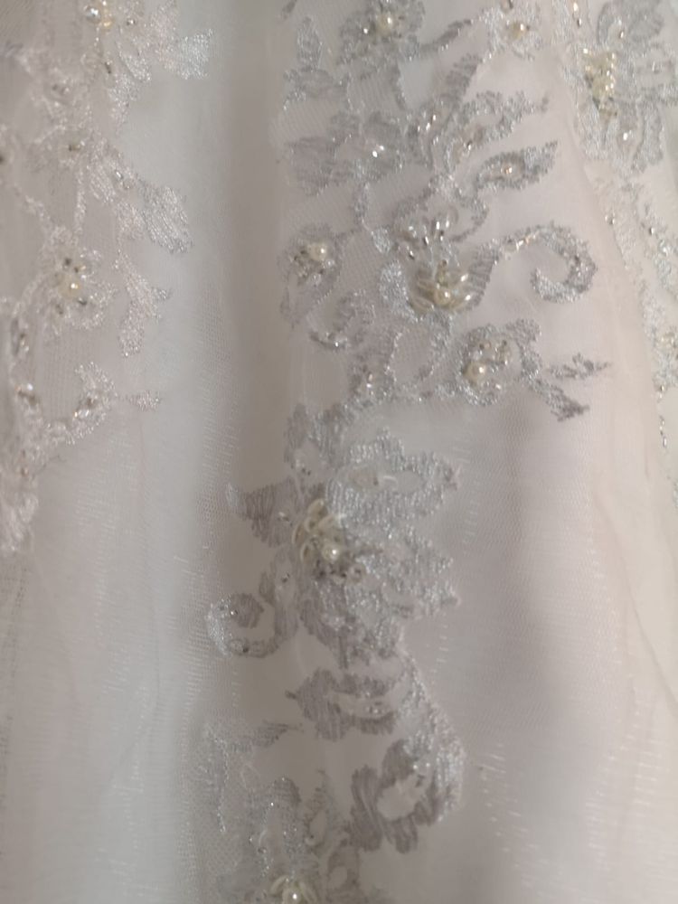 Vand rochie de mireasa Sophia Tolli marime M(10), fara bretele, A-line