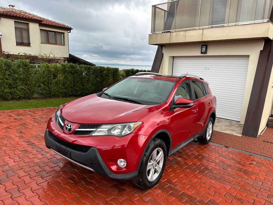 TOYOTA RAV4             .