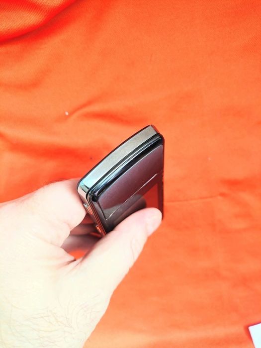 LG kf510 slide ( decodat, limba romana)