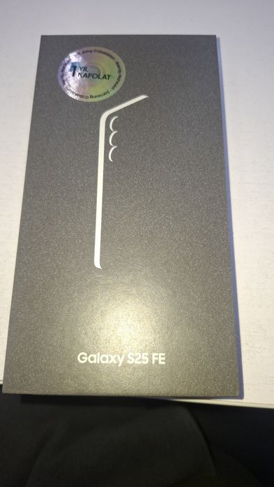 Продаётся телефон